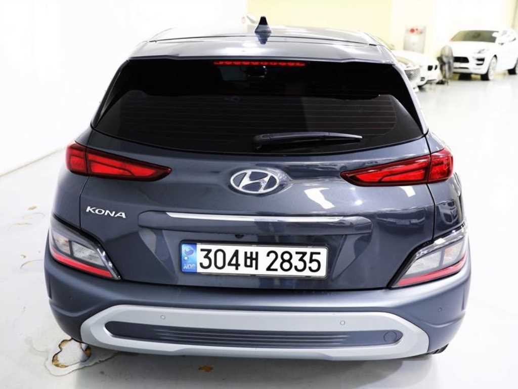 HYUNDAI Kona - Vista 6