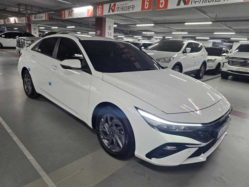 HYUNDAI Avante 2025 Blanco - Importación desde Corea - HF Imports Iquique - Foto 1