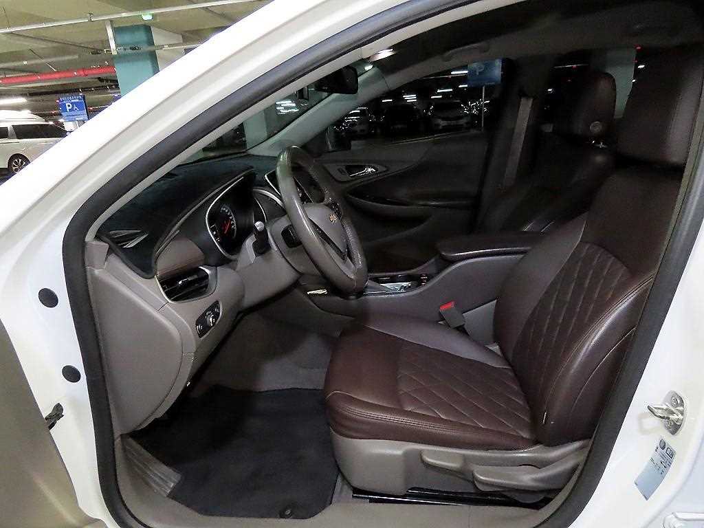 Chevrolet Malibu - Vista 6