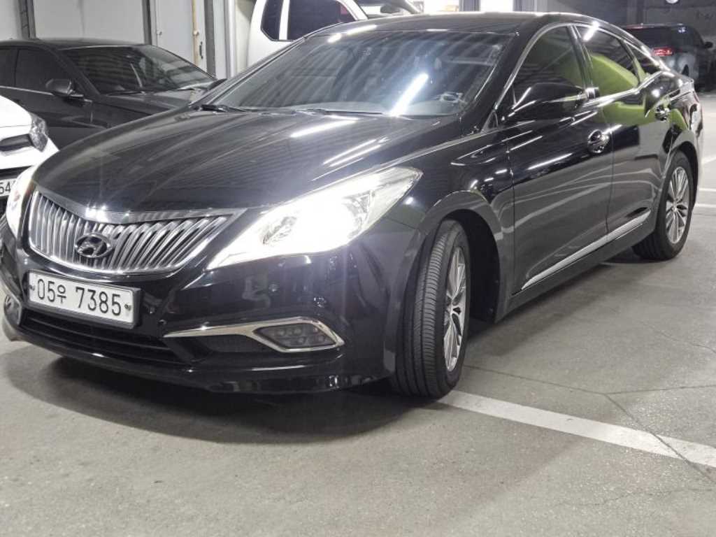 HYUNDAI Grandeur - Vista 2