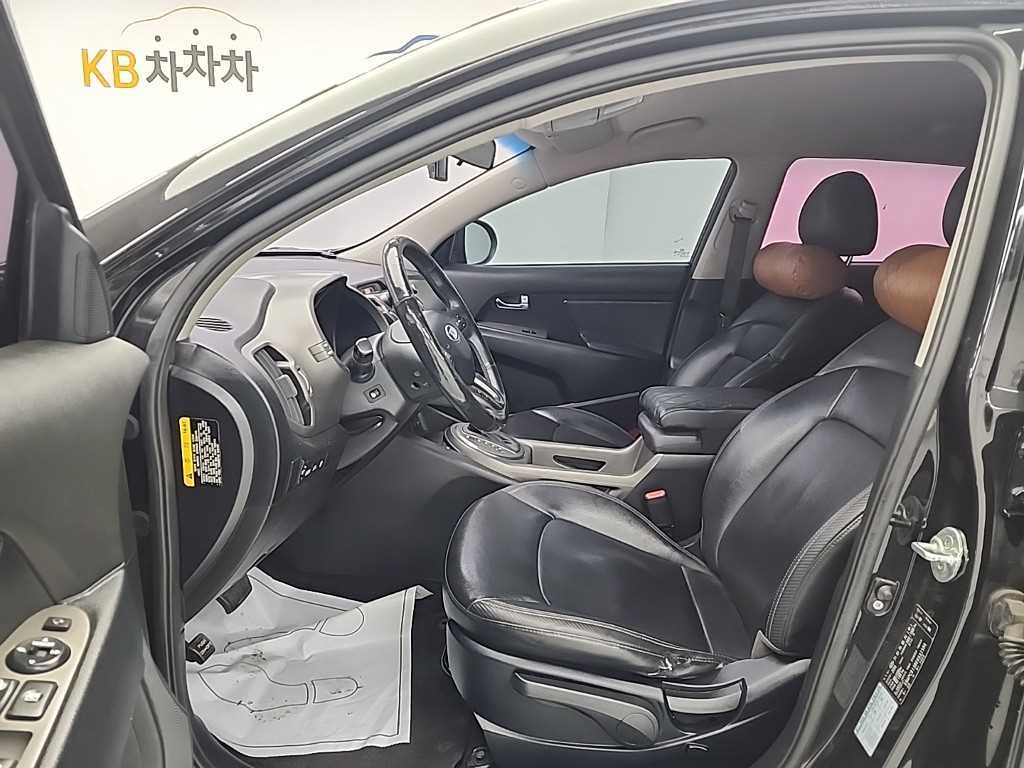 KIA Sportage - Vista 11