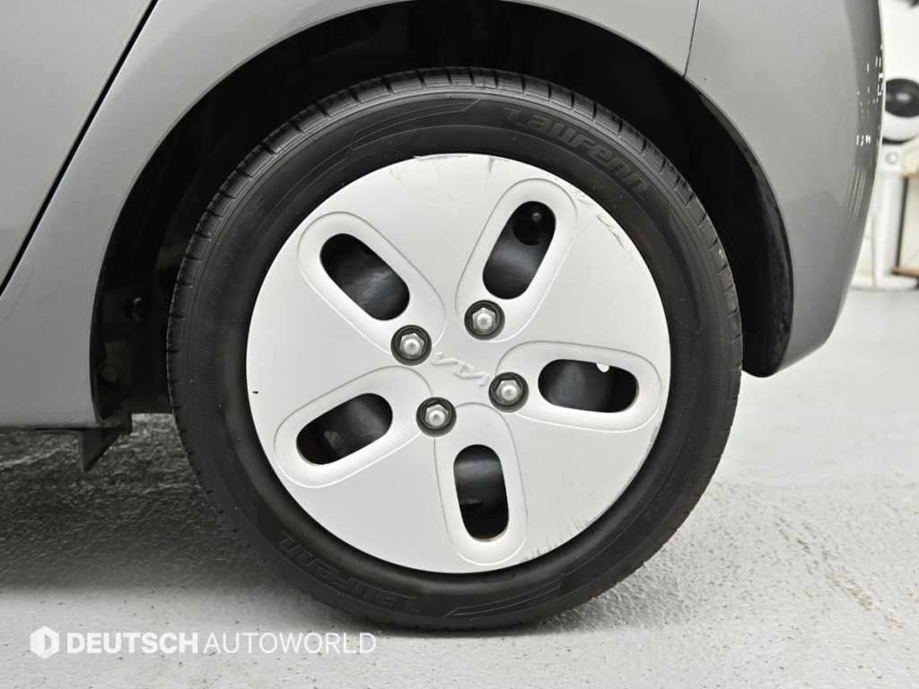 KIA Ray - Vista 5