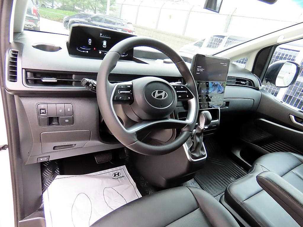 HYUNDAI Staria - Vista 7