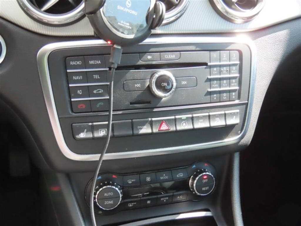 Mercedes Benz GLA Class - Vista 7