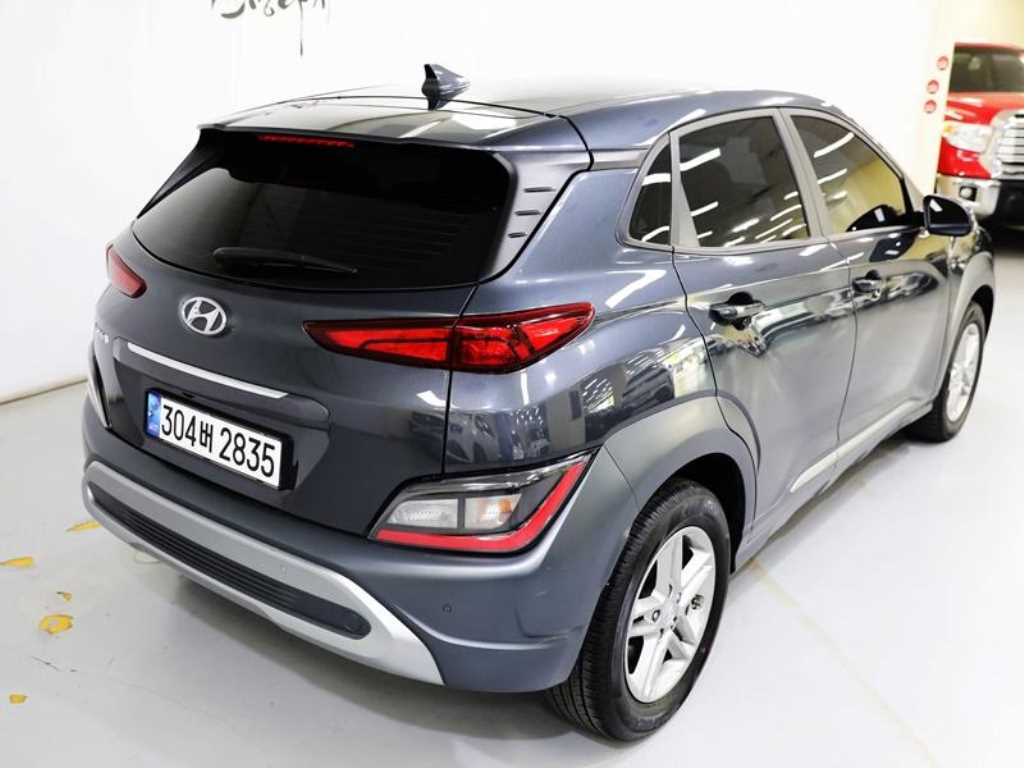 HYUNDAI Kona - Vista 5