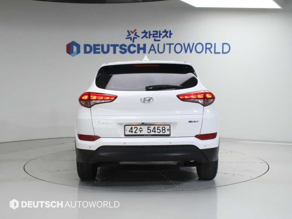 HYUNDAI Tucson - Vista 4
