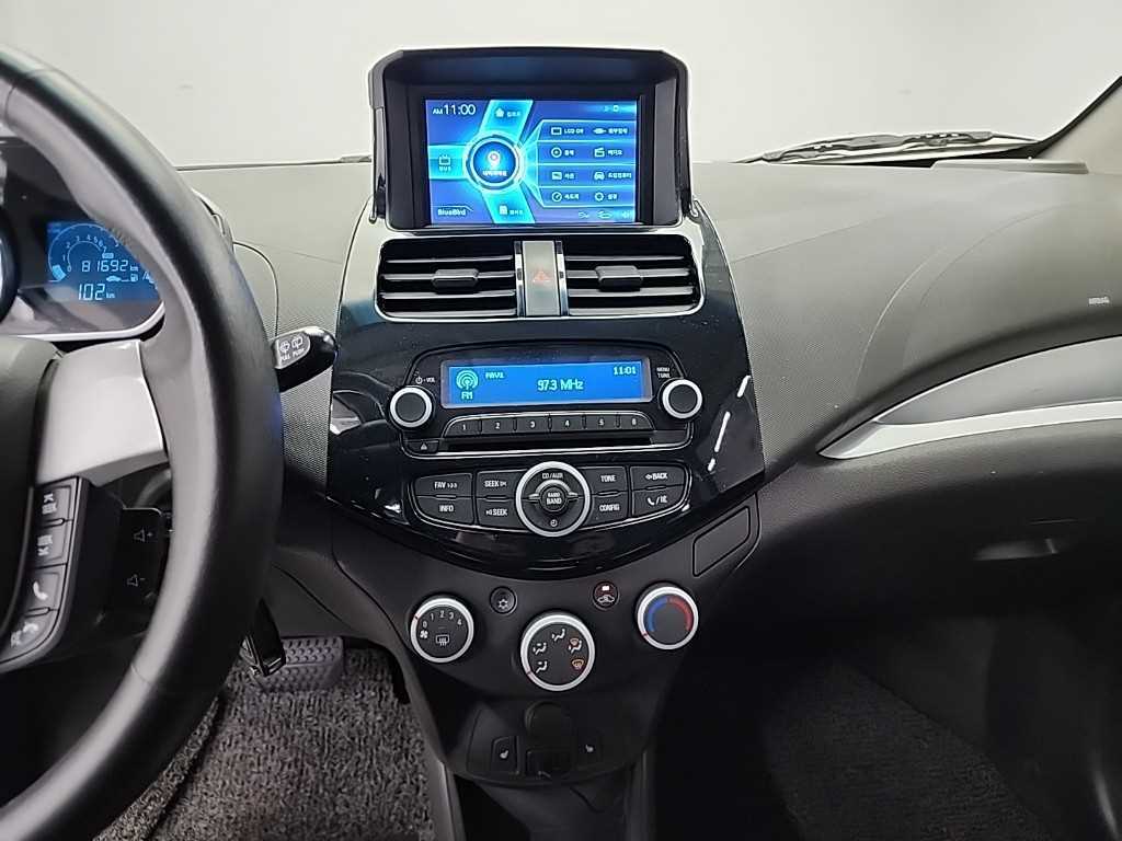 Chevrolet Spark - Vista 10