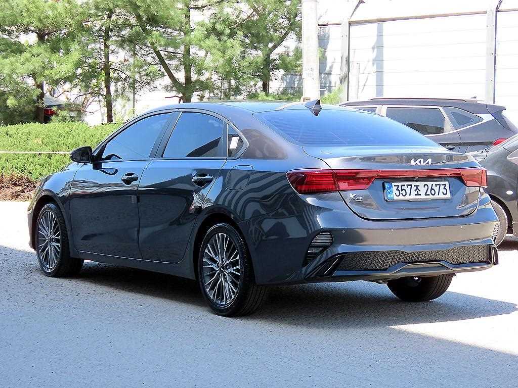 KIA K3 - Vista 3