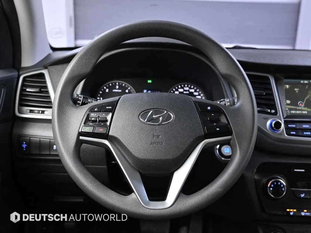 HYUNDAI Tucson 2016 Blanco - Importación desde Corea - HF Imports Iquique - Foto 13