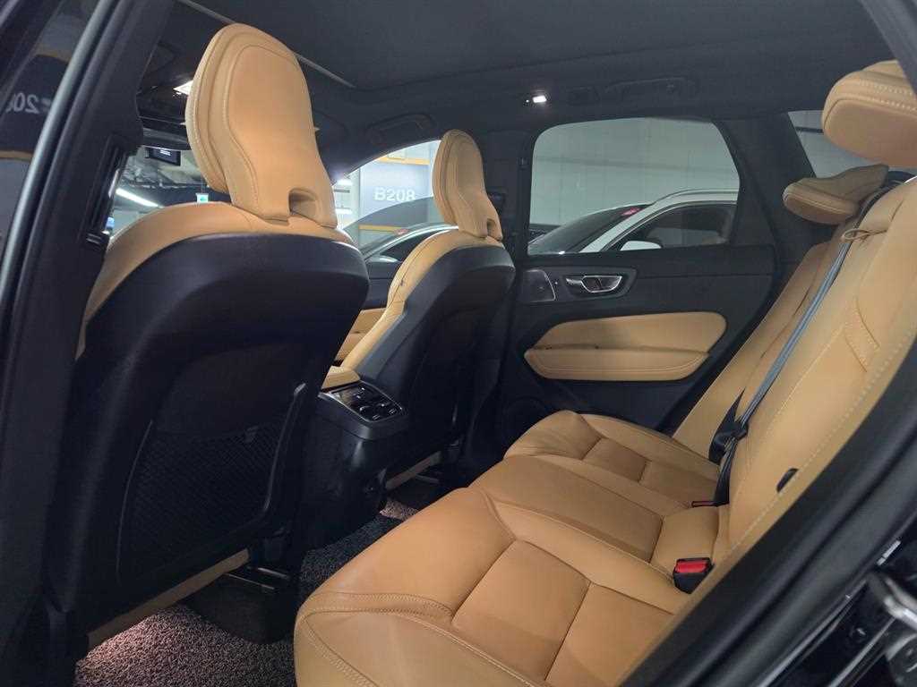 Volvo XC60 - Vista 9