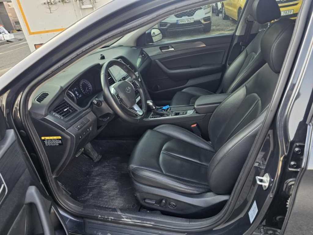 HYUNDAI Sonata - Vista 5
