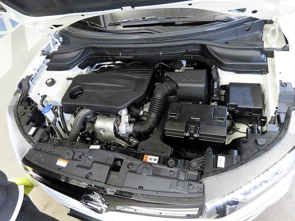 Ssangyong Tivoli 2022 Blanco - Importación desde Corea - HF Imports Iquique - Foto 19