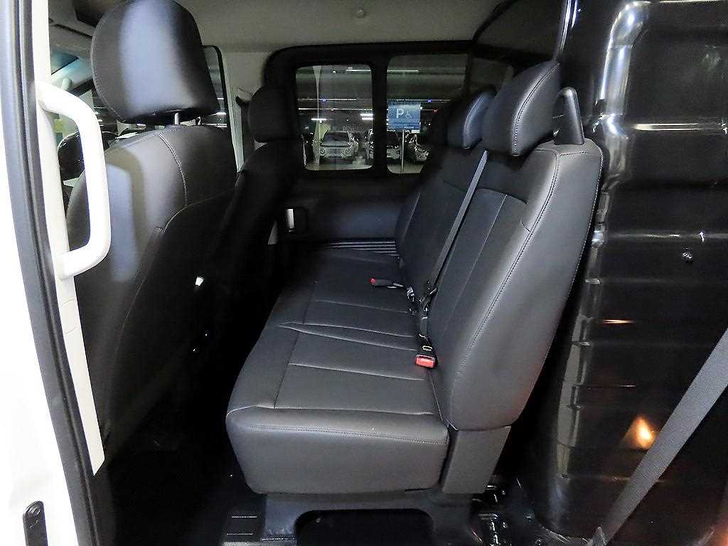 HYUNDAI Staria - Vista 7
