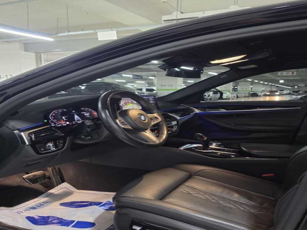 BMW 5 Series - Vista 11