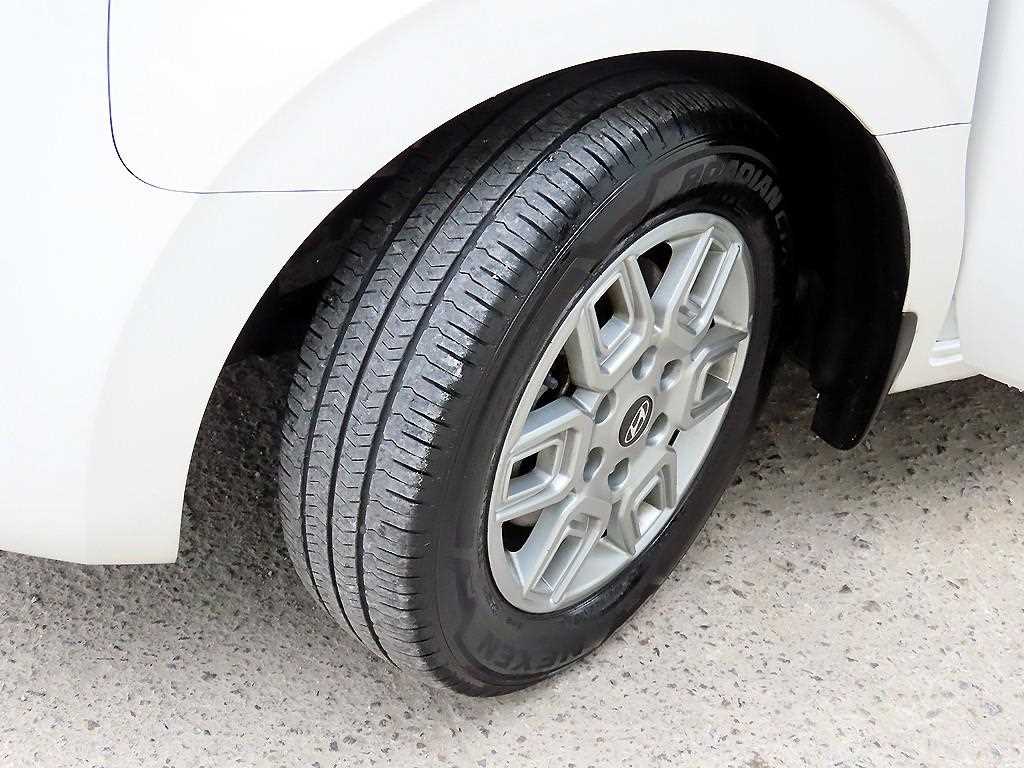 HYUNDAI Staria 2025 Blanco - Importación desde Corea - HF Imports Iquique - Foto 19