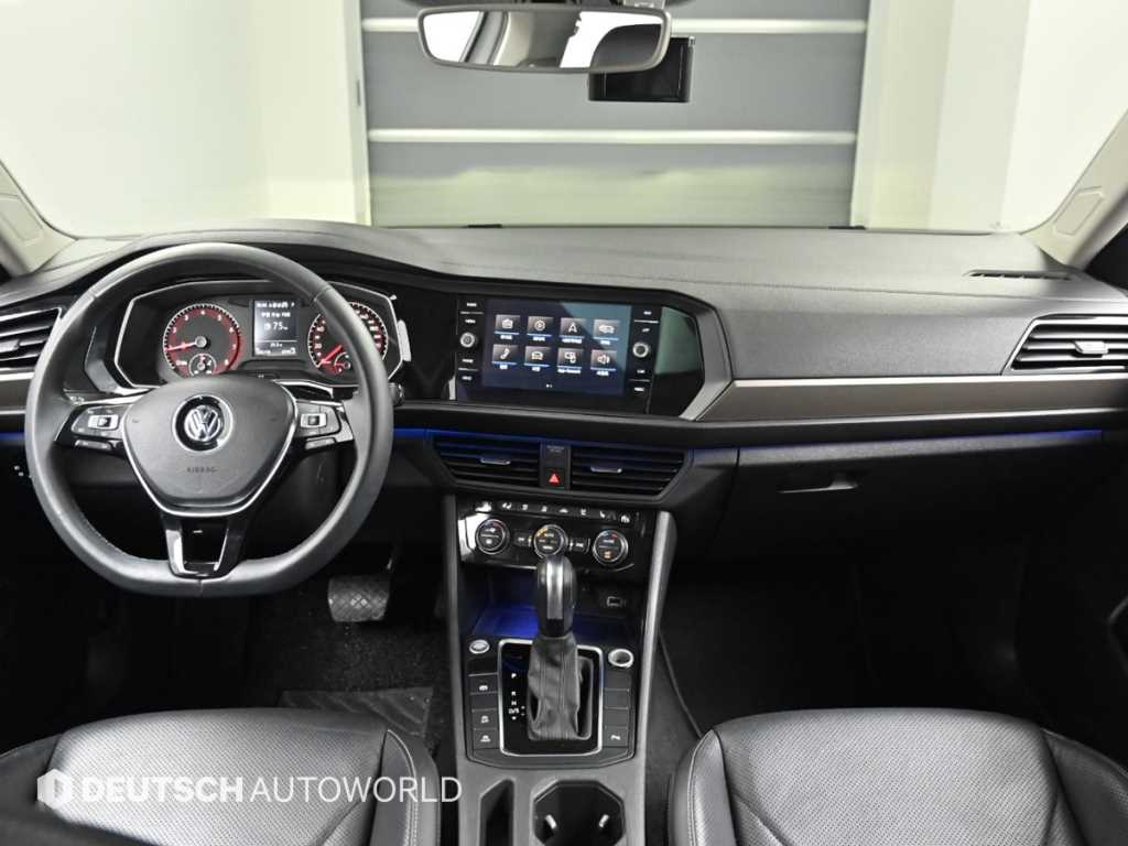 Volkswagen Jetta - Vista 7