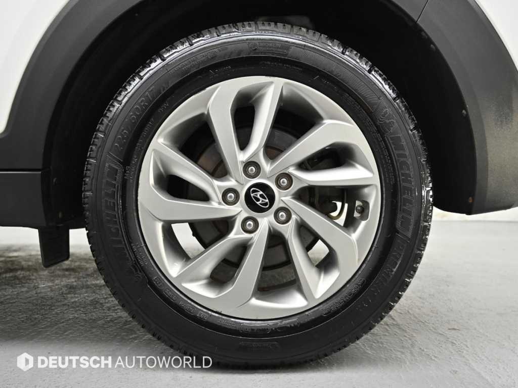 HYUNDAI Tucson - Vista 5