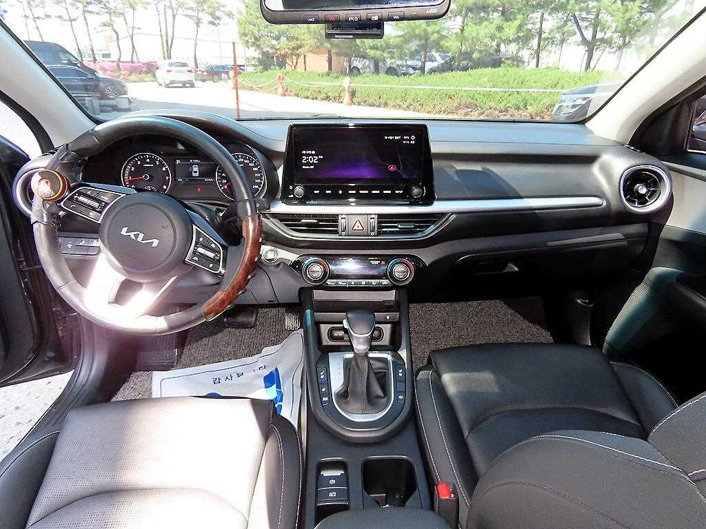 KIA K3 - Vista 7