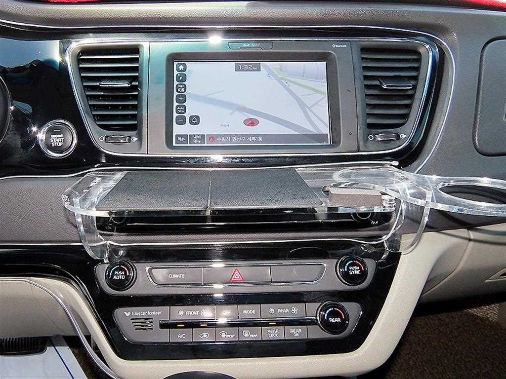 KIA Carnival 2017 Blanco - Importación desde Corea - HF Imports Iquique - Foto 16