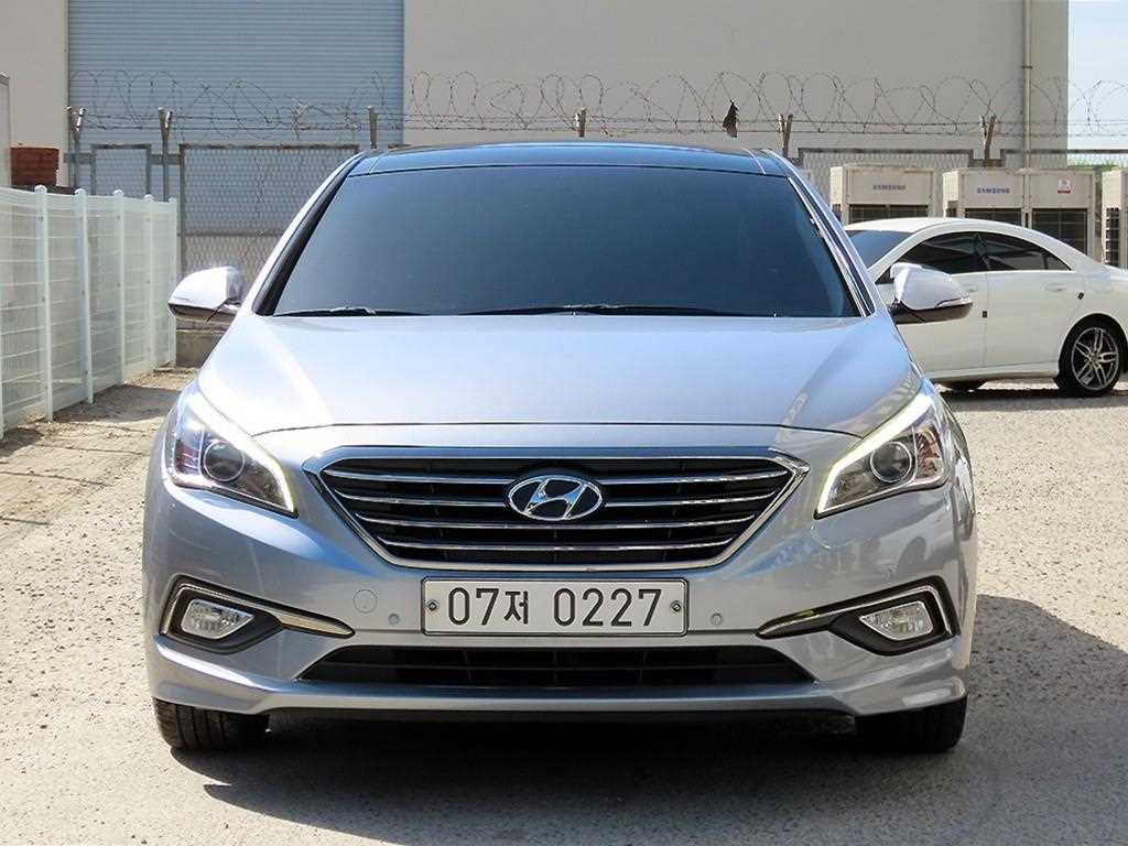 HYUNDAI Sonata 2017 Gris - Importación desde Corea - HF Imports Iquique - Foto 1