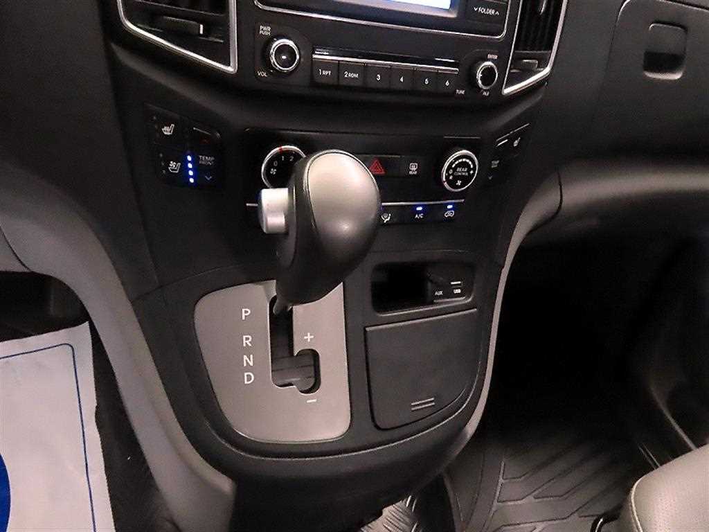 HYUNDAI Starex 2018 - Importación desde Corea - HF Imports Iquique - Foto 16