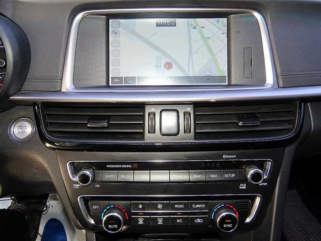 KIA K5 - Vista 12