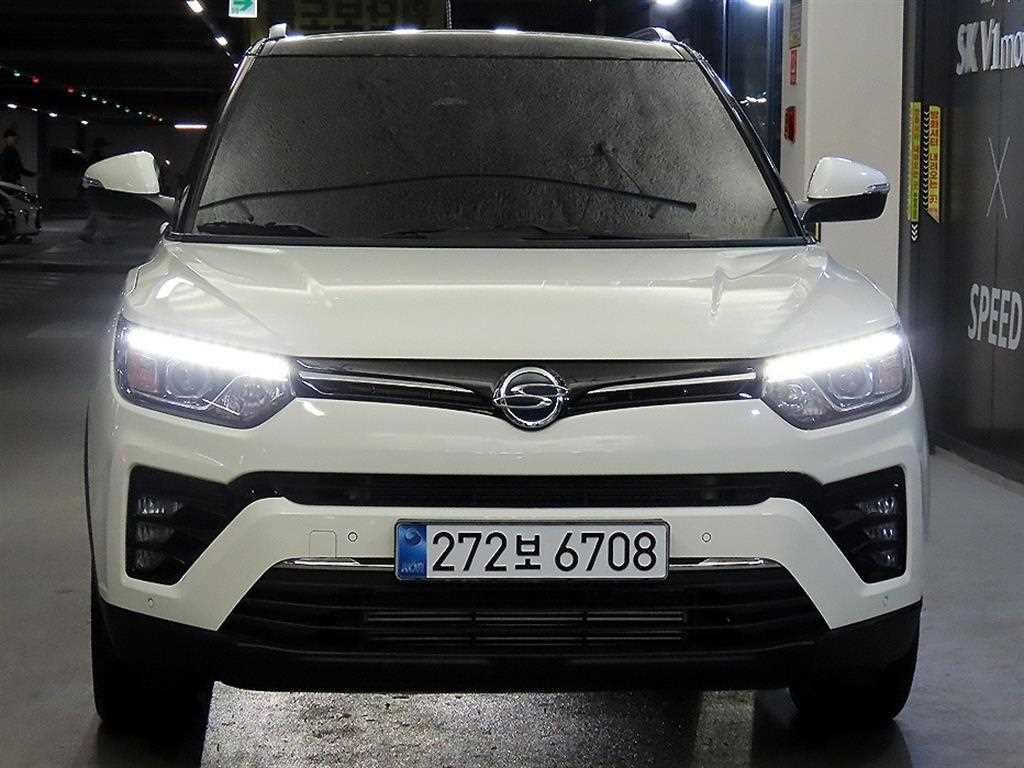 Ssangyong Tivoli - Vista 2