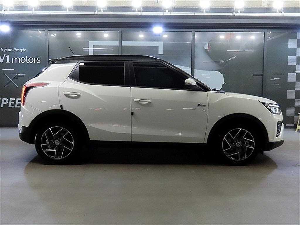Ssangyong Tivoli - Vista 3