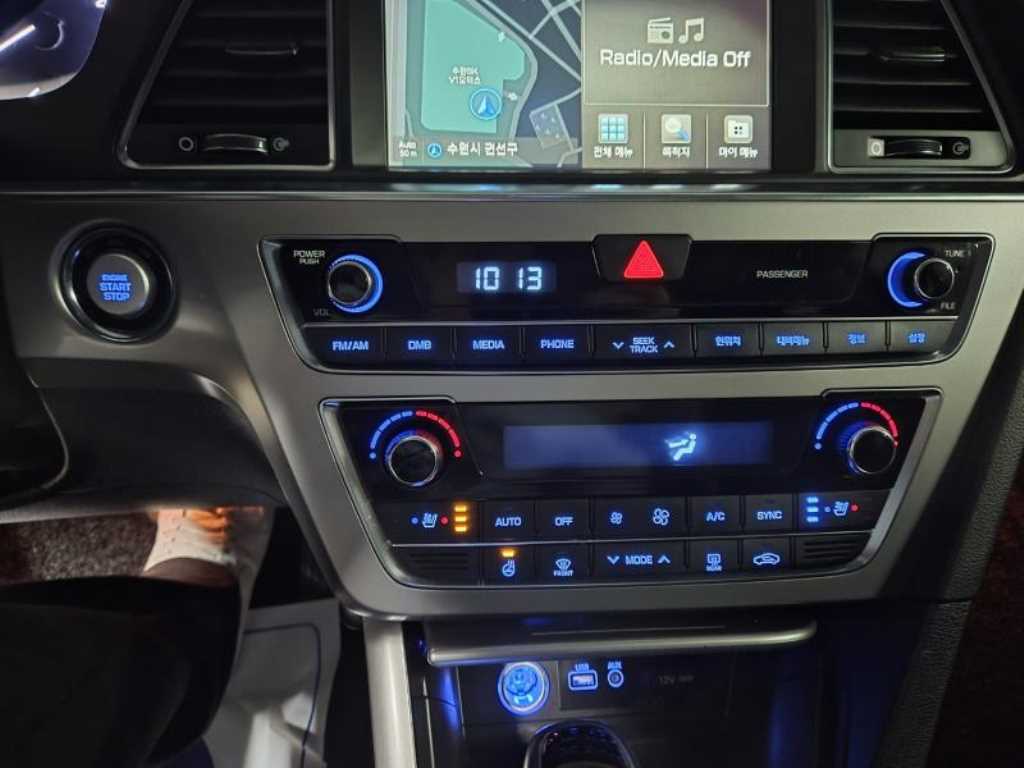 HYUNDAI Sonata - Vista 10