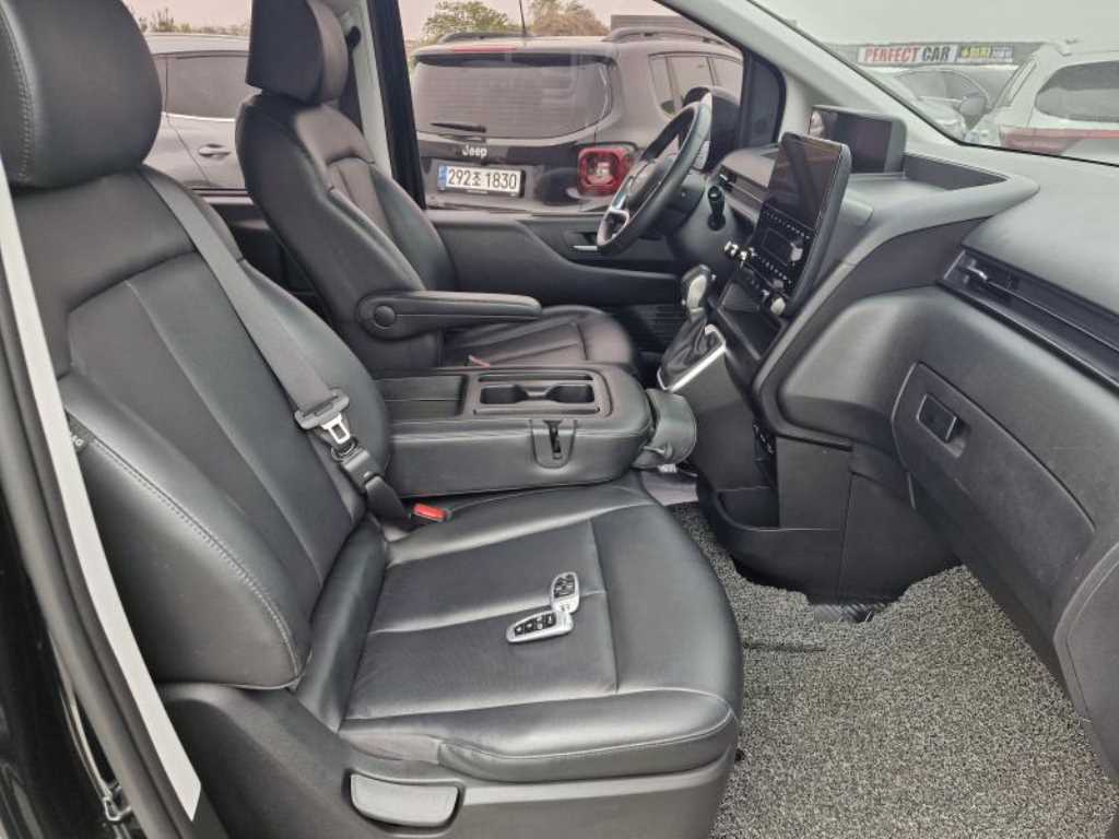 HYUNDAI Staria 2022 Negro - Importación desde Corea - HF Imports Iquique - Foto 15