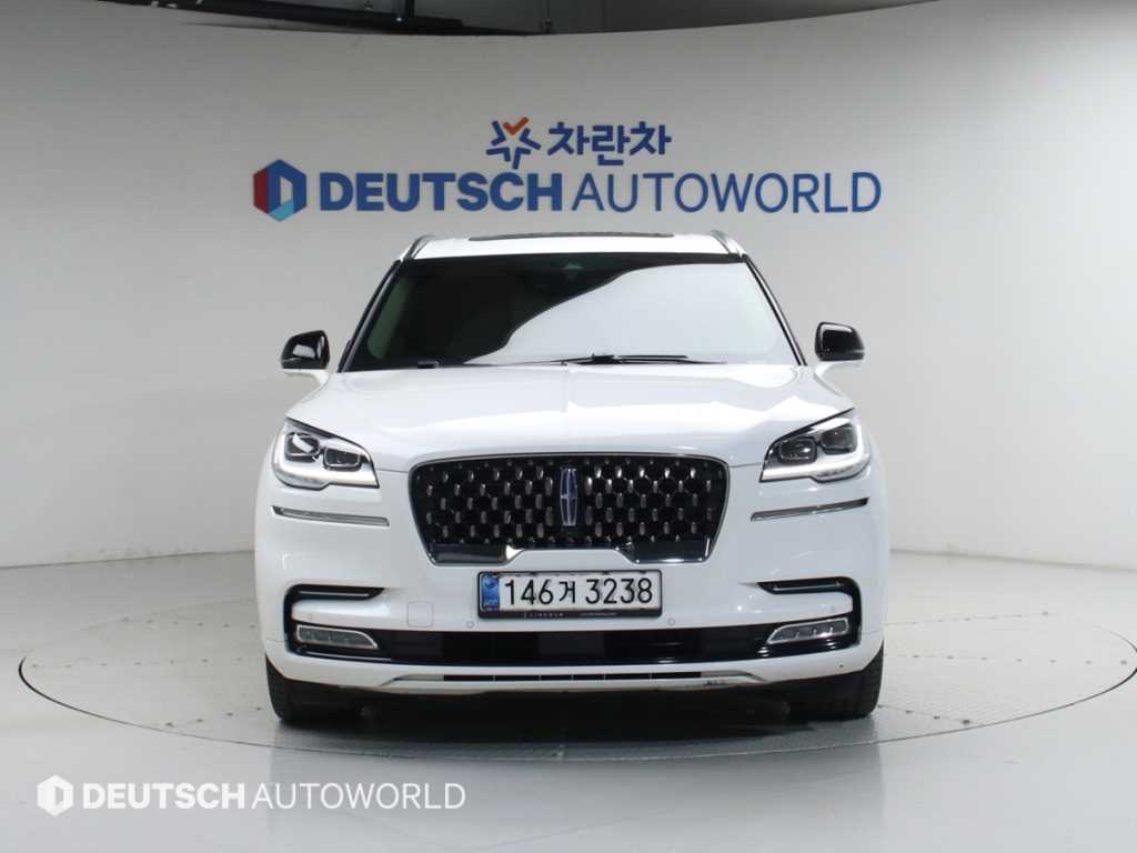 Lincoln Aviator - Vista 3