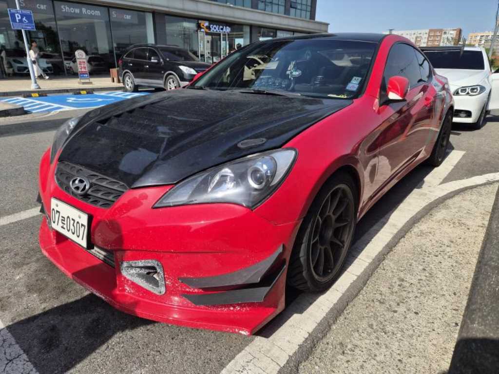 HYUNDAI Genesis - Vista 3
