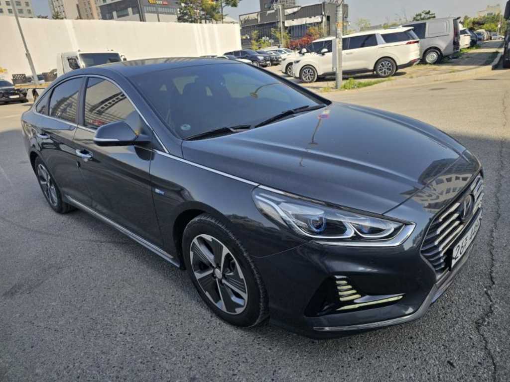 HYUNDAI Sonata - Vista 4