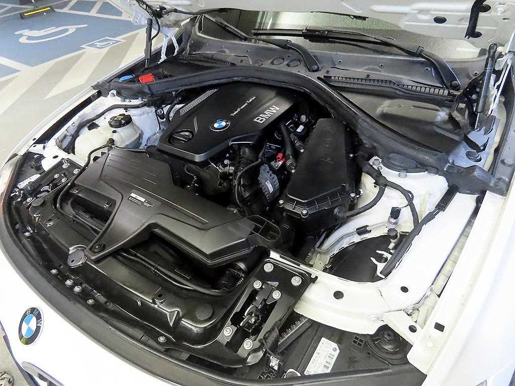 BMW 3 series 2018 Blanco - Importación desde Corea - HF Imports Iquique - Foto 19