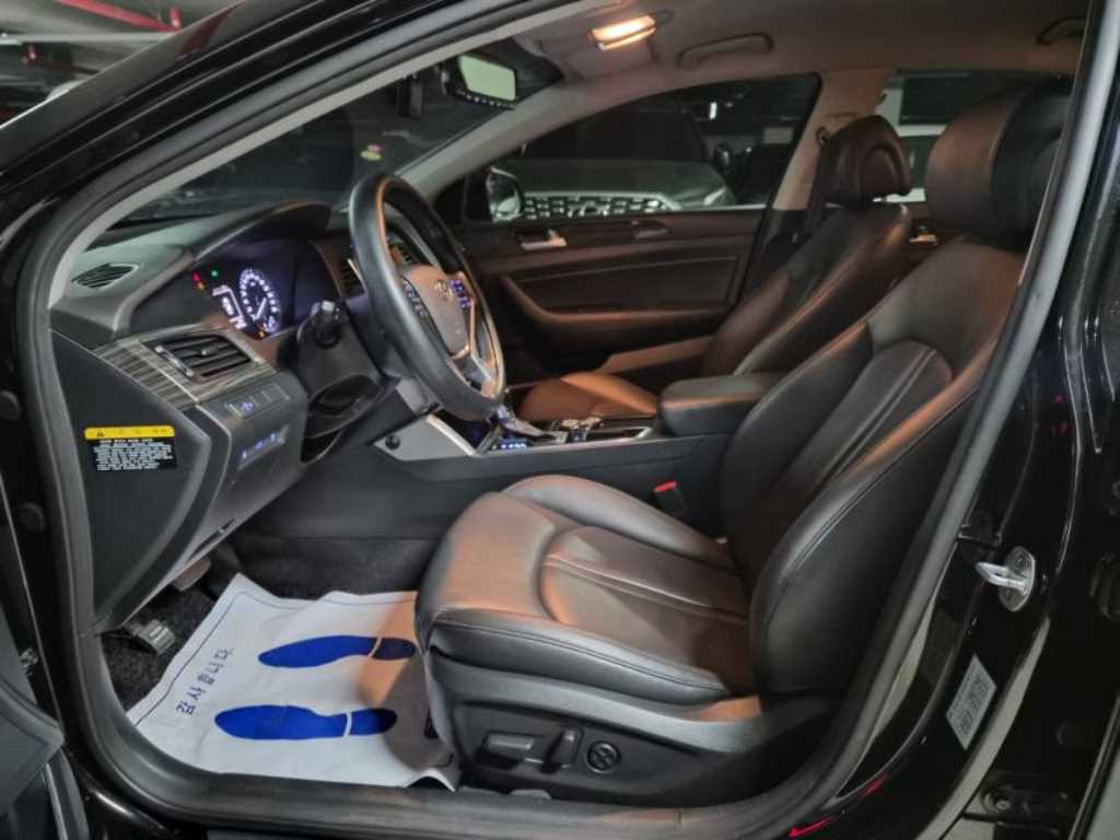 HYUNDAI Sonata - Vista 5
