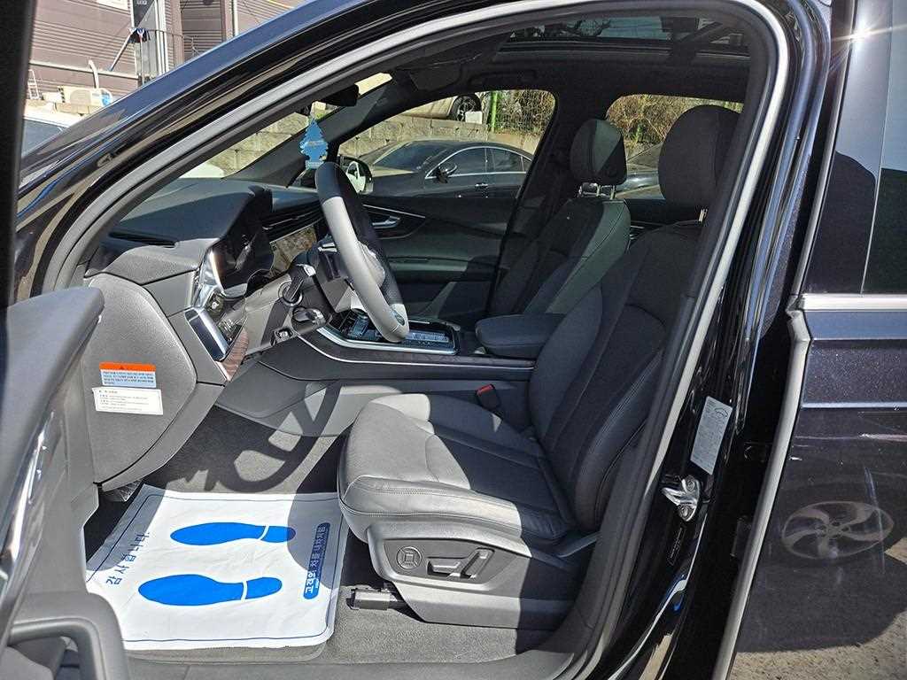 Audi Q7 - Vista 5