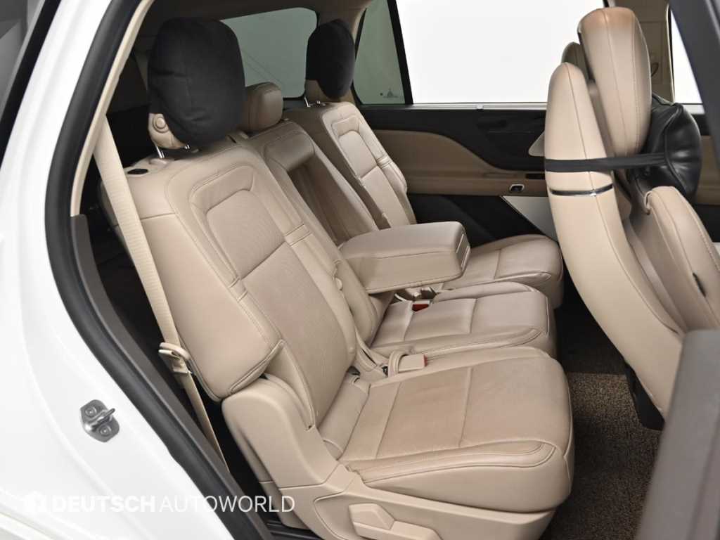 Lincoln Aviator - Vista 12