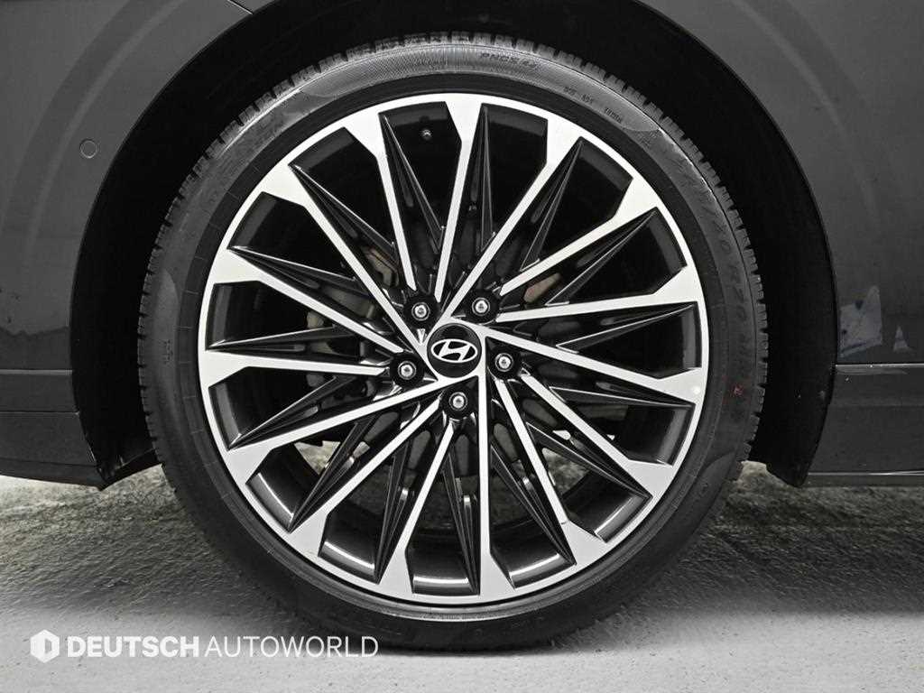 HYUNDAI Grandeur - Vista 5