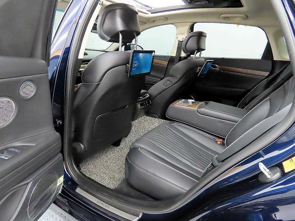 Genesis G80 - Vista 6