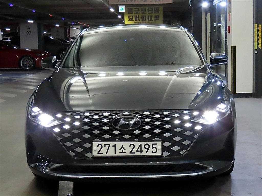 HYUNDAI Grandeur - Vista 2