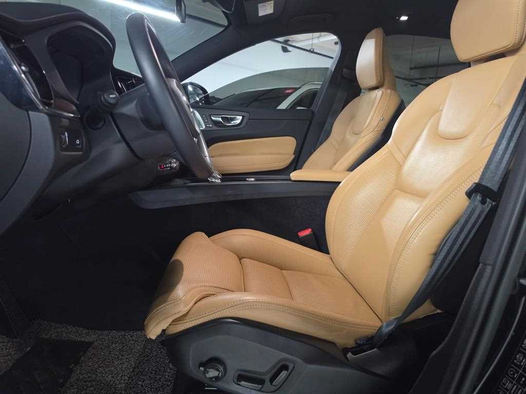 Volvo XC60 - Vista 7