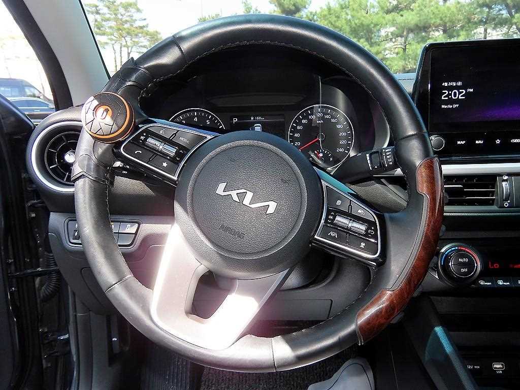 KIA K3 - Vista 8