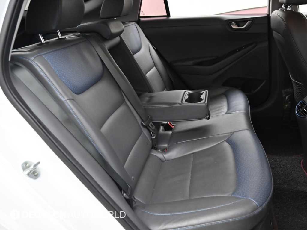 HYUNDAI Ioniq - Vista 12