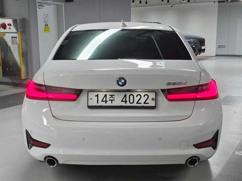 BMW 3 series - Vista 3