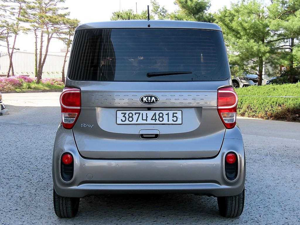 KIA Ray - Vista 4