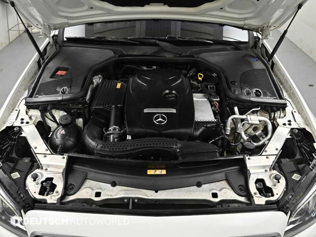 Mercedes Benz E class - Vista 6