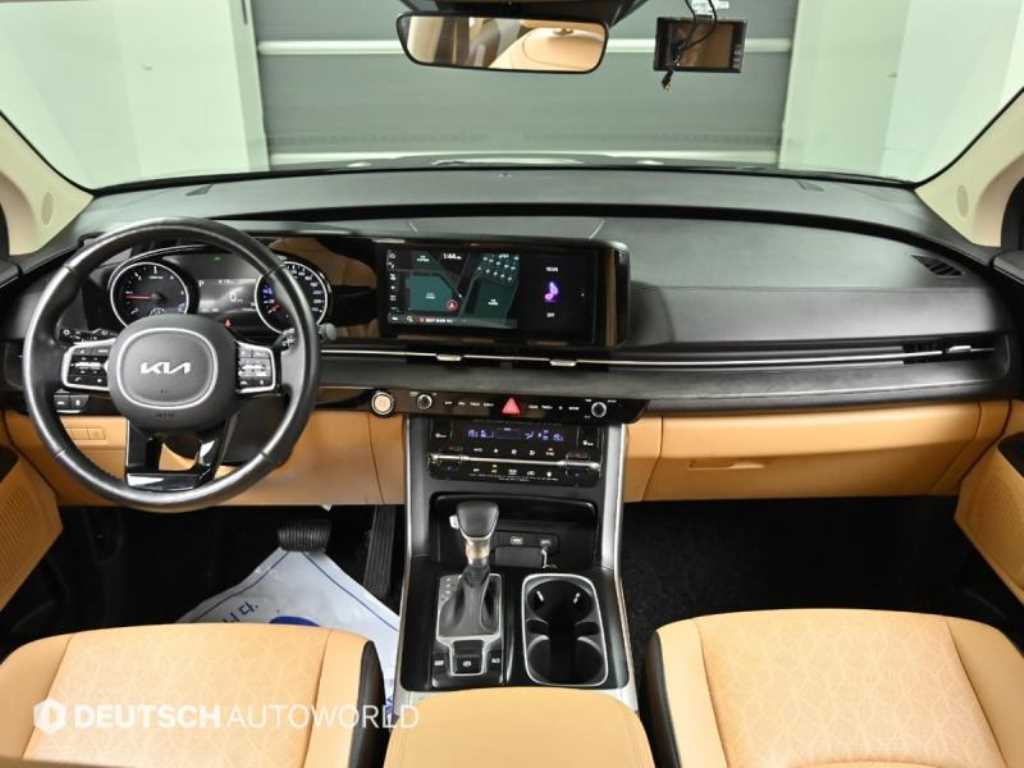 KIA Carnival - Vista 7