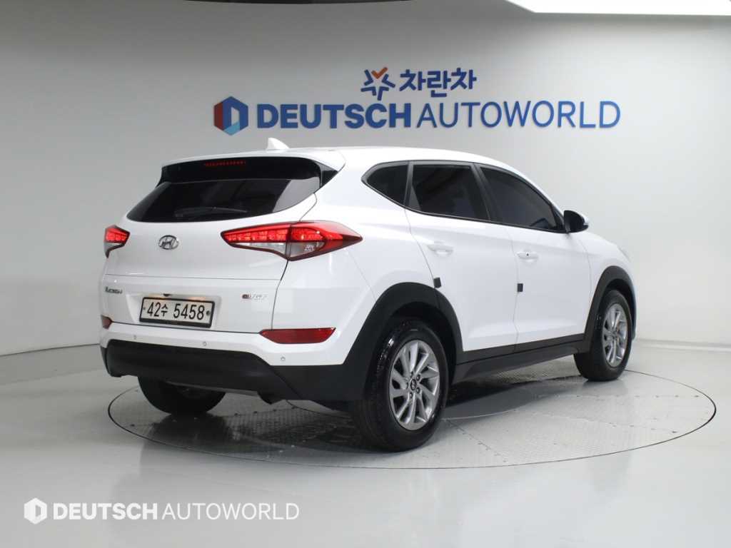 HYUNDAI Tucson - Vista 2