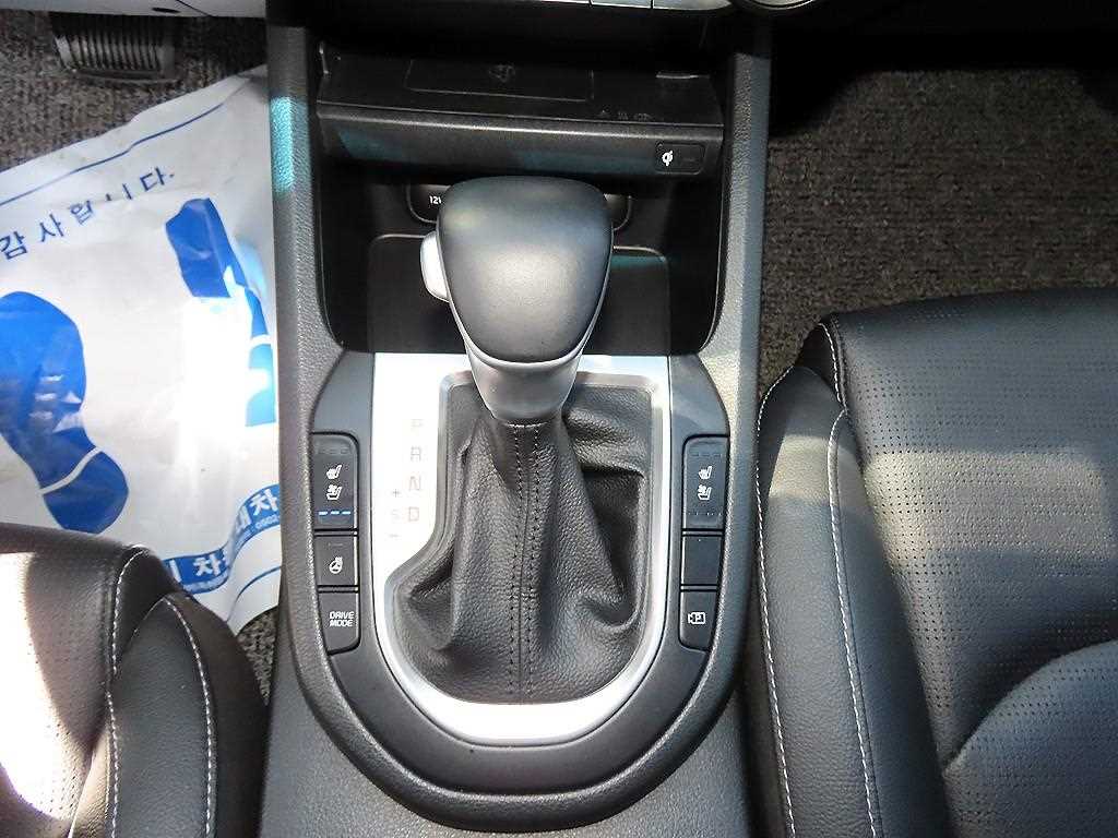 KIA K3 - Vista 10
