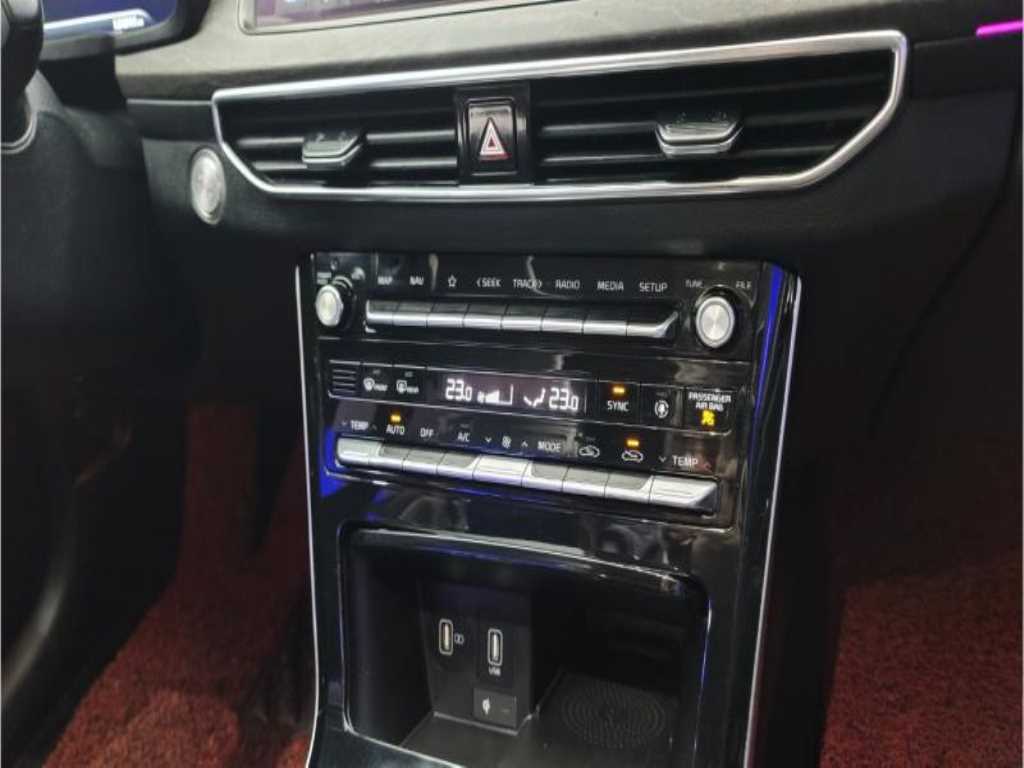 KIA K7 - Vista 11